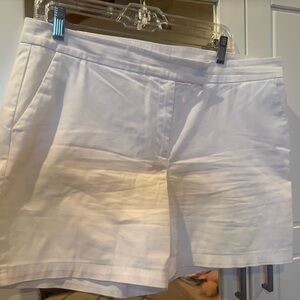 Jones New York Women's Classic White Shorts